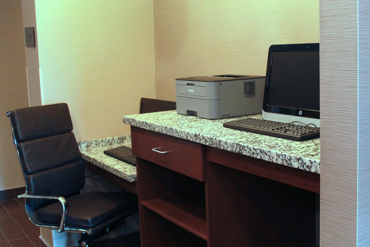 Heartland Inn And Suites Wheatland Kültér fotó