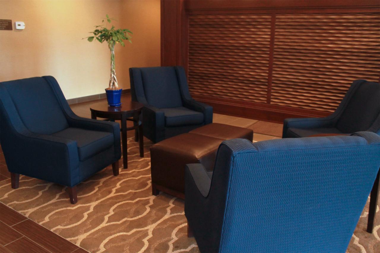 Heartland Inn And Suites Wheatland Kültér fotó