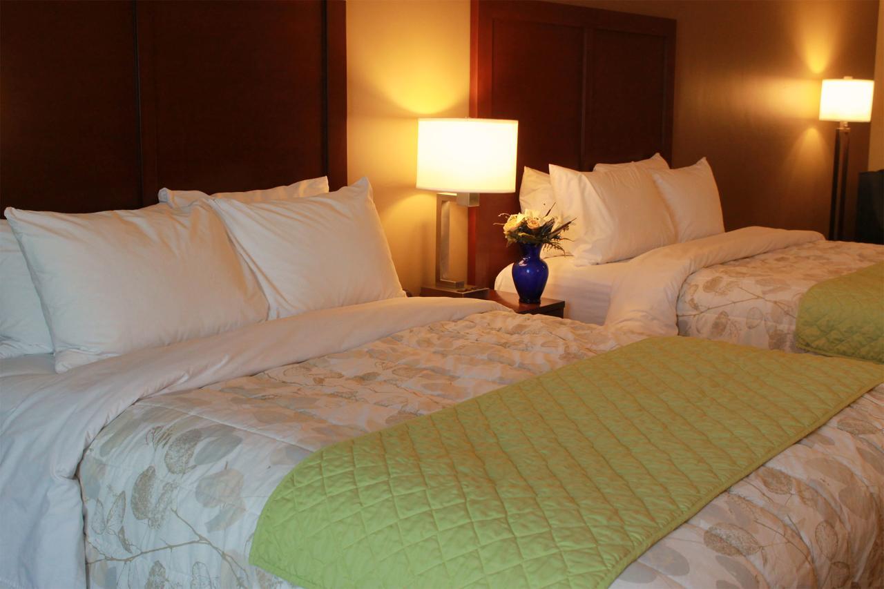 Heartland Inn And Suites Wheatland Kültér fotó