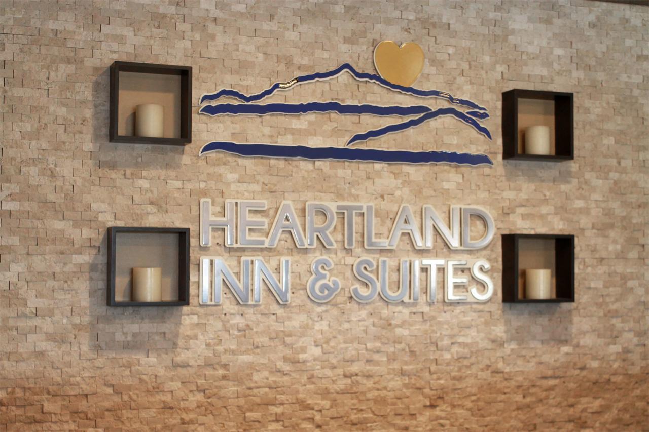 Heartland Inn And Suites Wheatland Kültér fotó